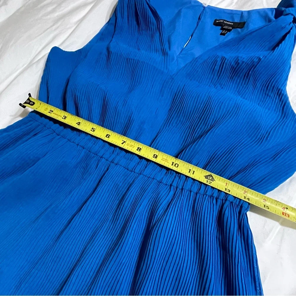 Maggy London chic vibrant